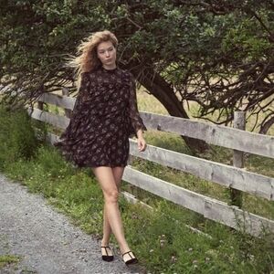 Doen Alette Silk Dress Paisley Bouquet Size Small